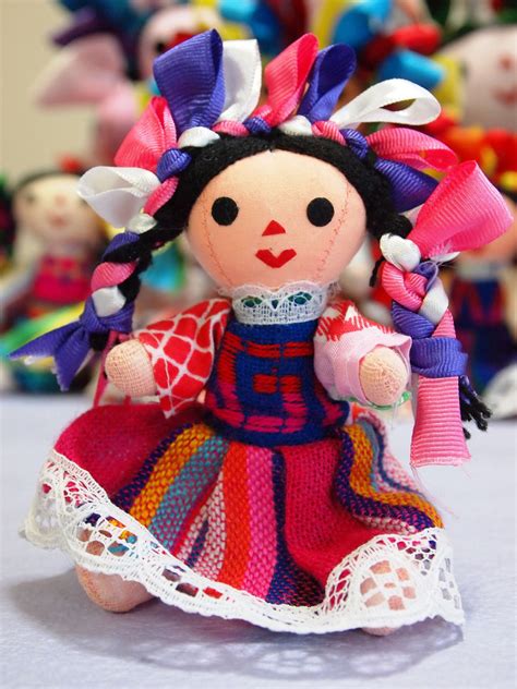 A Sweet Mazahua Doll By Brisa Estelar Mexico Style Mexico Art