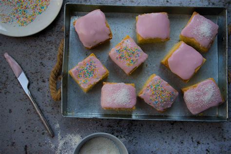 Het Recept Voor Roze Koeken Uit Het Brits Bakboek Charlie S Kitchen