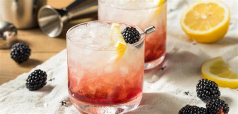 Bramble Cocktail The Perfect Classic Recipe And Variations