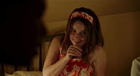 9 Filmes E Séries Para Você Conhecer Kaitlyn Dever A Nova Intérprete Da Abby Em The Last Of Us
