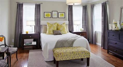 6 yellow bedroom photos and ideas. Cheerful Sophistication: 25 Elegant Gray and Yellow Bedrooms