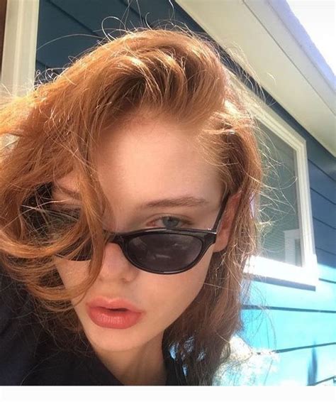 Ginger Hair And Sunglasses Orta Saç Stilleri Gotik
