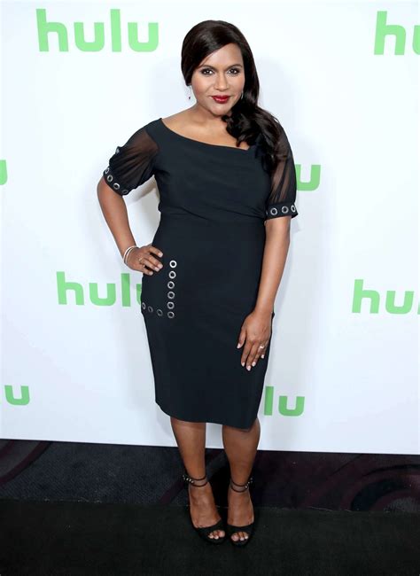 51 Hottest Mindy Kaling Big Butt Pictures Are An Appeal For Her Fans The Viraler