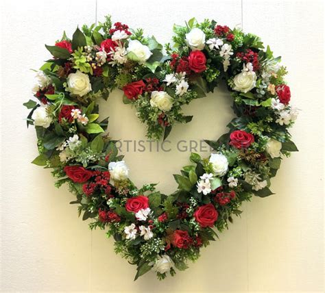 Heart Shaped Floral Wreath Red And White 40cm 70cm Love Heart Wreath