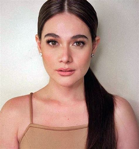 Bea Alonzo Warns Netizens About Fake Twitter Accounts Bea Alonzo Bea Alonzo Hair Filipina Beauty