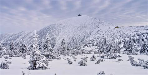 First Snow Of The Season Dusts The Czech Republics Krkonoše Mountains