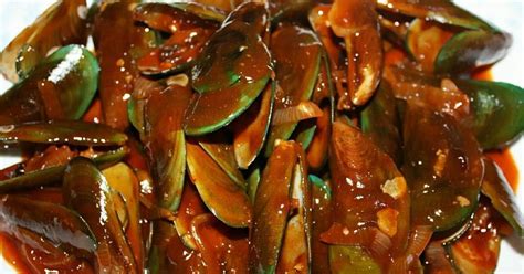 Kerang hijau kuah kuning adalah salah satu sajian makanan seafood yang pantas anda coba. Kerang Hijau Kuah Bumbu Kuning - Kerang Bumbu Kuning - Mary Memasak - • 3 siung bawang putih ...