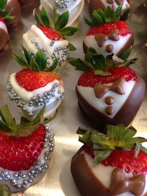 Bride And Groom Chocolate Covered Stawberries Were Easier To Make Than