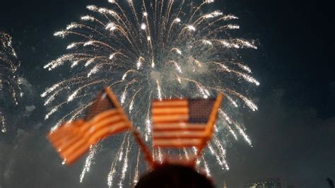 Photos Tradition Bursts Back With July 4th Fireworks Across America
