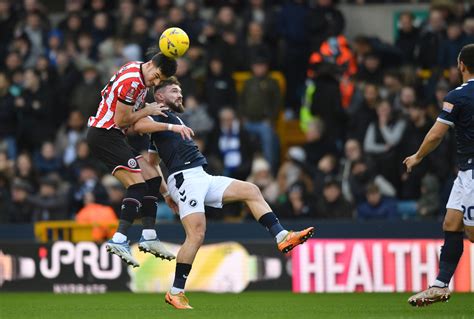 Millwall Boss Explains Tom Bradshaws Half Time Substitution Southwark News