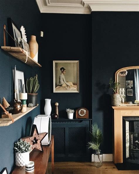 Best dark green paint colors. 10 Beautiful Rooms - Mad About The House | Einrichten und wohnen, Wohnung wohnzimmer, Zimmer