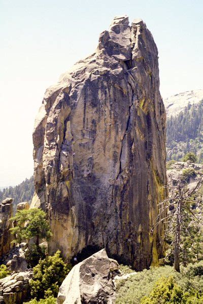 Rock Climbing In Chimney Spire Sequoia And Kings Canyon Np