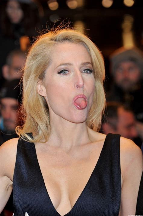 Gillian Anderson Nude Topless Sexy Photos Video Sex Scenes Updated Thefappening
