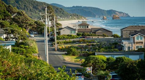 Visit Cannon Beach Best Of Cannon Beach Tourism Expedia Travel Guide