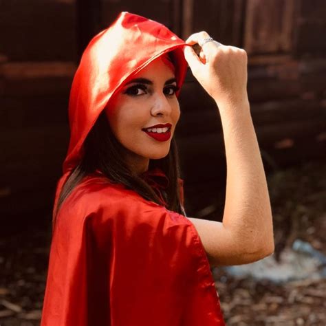 Especial De Halloween A Garota Da Capa Vermelha