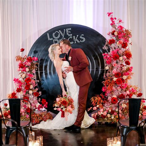 Love Rocks Totally Non Cheesy Valentines Day Wedding Inspiration