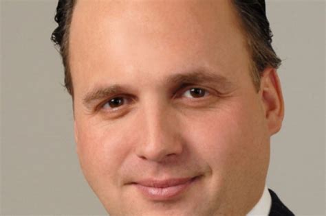 According to the commercial register, the company has its registered office in zürich, last change on 17.02.2020. M.M.Warburg & CO veräußert zwei Luxembourger Töchter an ...