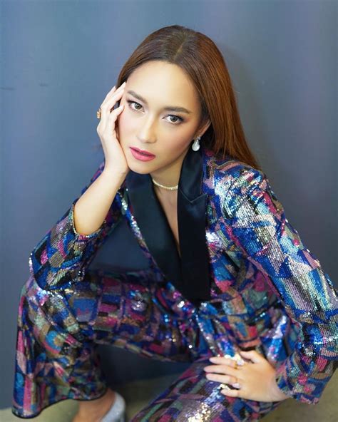 การโคจรมาเจอกันครั้งแรกของ บี น้ำทิพย์ และ โดม ปกรณ์ ใน club friday. บี น้ำทิพย์ เดือด โดนคุกคาม 4 ปี 3,000 แอคหลุม แจ้งความ ...