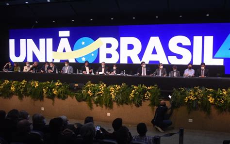 Desafio do União Brasil será manter relevância sem Bolsonaro
