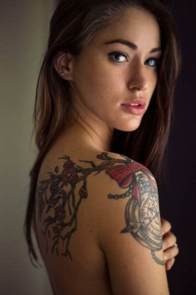 Give It Up For These Gorgeous Women And Their Love Of Ink 51 Pics
