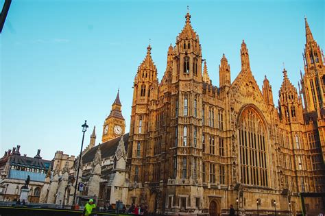 A Visitors Guide To Westminster Abbey London