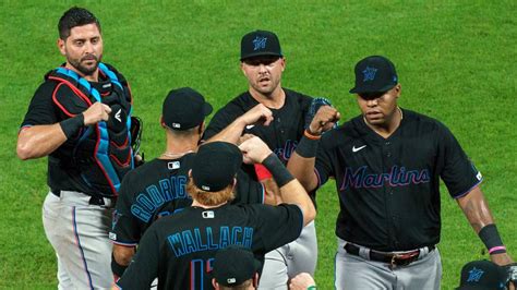 Major league baseball (mlb) has suspended all miami marlins games for the rest of the week after at least 15 players and coaches reportedly tested positive for the coronavirus. Miami Marlins to play Baltimore Orioles post-COVID-19 ...