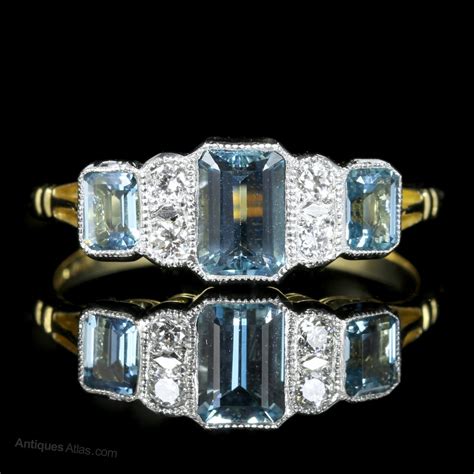 We are known experts in recreating art deco rings that are in keeping with the 1920s and 1930s jewellery designs. Antiques Atlas - Art Deco Aquamarine Diamond Engagement Ring