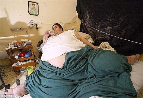 Worlds Fattest Man Andres Moreno Suffered Christmas Day Heart Attack Daily Mail Online