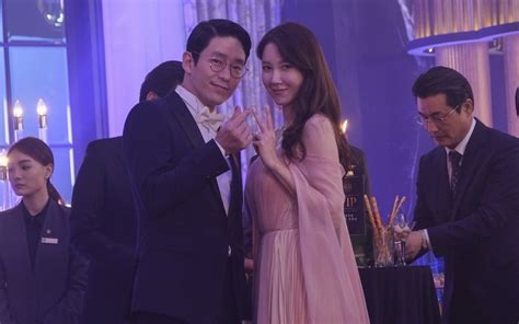Aktris pemeran shim su ryeon ini memang punya pesona yang elegan. Lee Ji Ah Bongkar Perselingkuhan Uhm Ki Joon, Fans ...