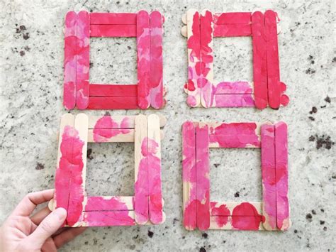 Make Your Own Frame An Easy Valentines Craft For Kids Miss Freddy