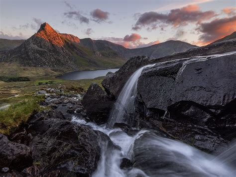 Hill Of Fire Ogwen Valley Snowdonia National Park Andrew Robertson