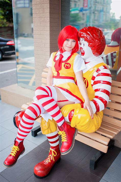 Ronald Mcdonald Mcdonalds Rule 63 Cosplay смешные картинки