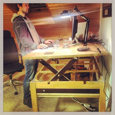 Create your own steel pipe modern workstation. 17+ images about DIY standing desk on Pinterest | Standing ...