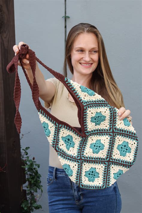 FREE Crochet Granny Square Tote Bag Pattern & YouTube Tutorial - Life
