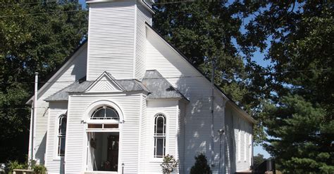 Magnolia Country Chapel opens in Adams with old-time country charm
