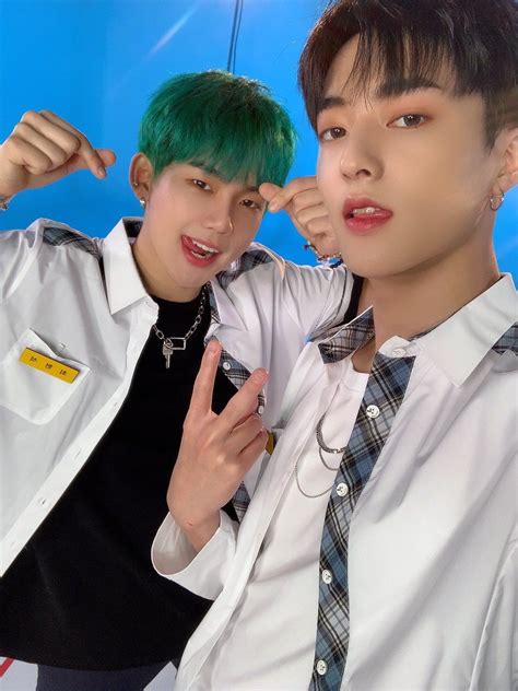 Treasure (트레저) is a south korean boy group under yg entertainment. TREASURE on Twitter in 2020 | Treasures, Treasure boxes, Kpop