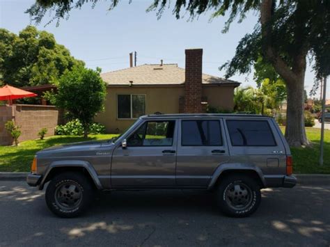 1990 Jeep Cherokee Laredo 4X4 6 CYL 4.0L for sale - Jeep ...