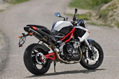 55 Photos Of The 2011 Benelli Tnt R160 Asphalt And Rubber