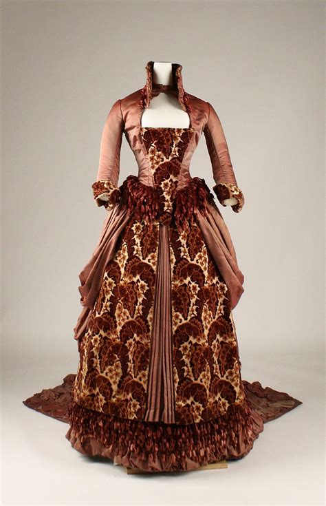 17th To Late 20th Centuries Fashion A Look Back Historical Dresses
