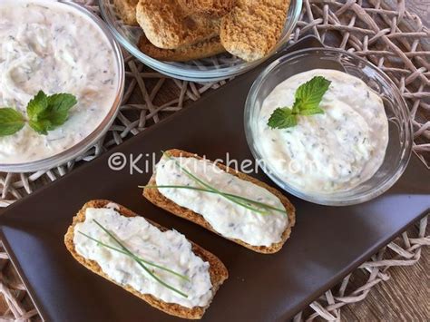 La salsa allo yogurt è facilissima da preparare in casa e molto molto buona, specie se come me siete rimasti delusi da quelle che si. Salsa tzatziki. Salsa greca allo yogurt. Ricetta facile ...