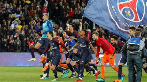 PSG crush Monaco 7-1 to win French Ligue 1 title