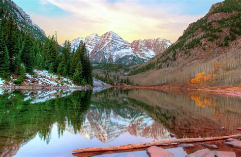 Mountians Maroon Bells Aspen Colorado Reflection In Alpine Lake