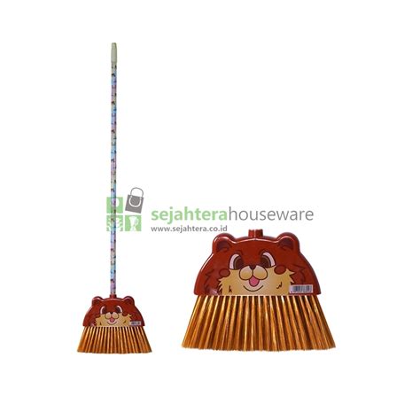 Inilah karena semua yang dilakukan berdasarkan kesenangan akan terasa lebih ringan dan bisa menjadi sebuah cara yang tepat untuk. Sapu Nagoya Karakter 824 | Sejahtera Houseware - Because we are your Houseware partners