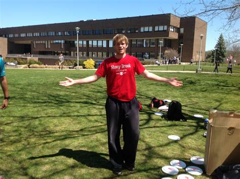 Sbu Libraries Host Stony Brooks Ultimate Frisbee Team Event Stony