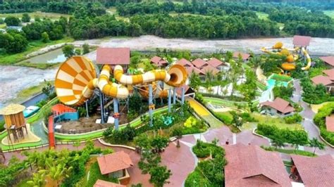 It is located approximately 88 desaru coast phase 1 will also include residential development under a joint venture with uem land bhd. Desaru Coast Adventure Water Park, Johor | Lokasi Percutian