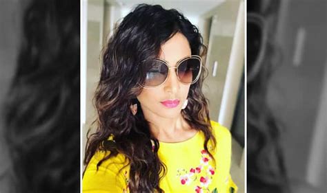 Ex Big Boss Contestant Hina Khan Trolled For Her Post On Mothers Day Check Out Tweets