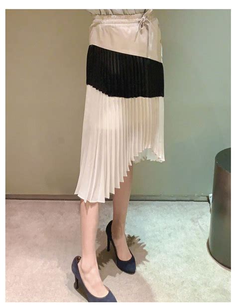 Women Skirt 2020 Spring And Summer New Skirt Fashion Casual Stitching Irregular Pleated Midi