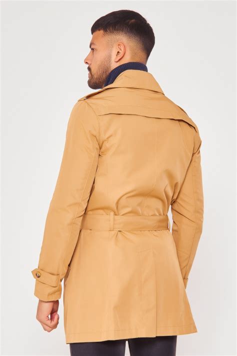 It's definitely a worthwhile investment if you're looking for a coat that will. Trench camel ceinturé - Brentiny Paris