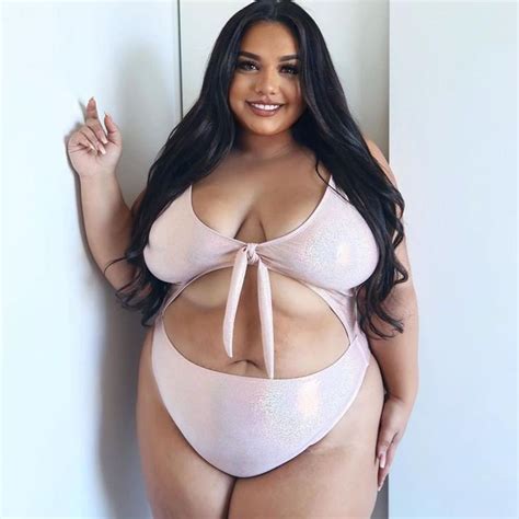 Pin On Fashion Nova Curve Archive