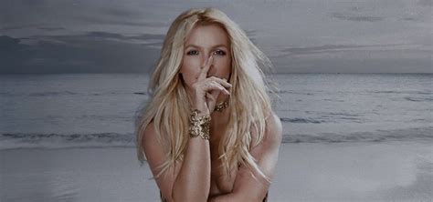 Britney Spears Lanza Tema Inédito Swimming In The Stars